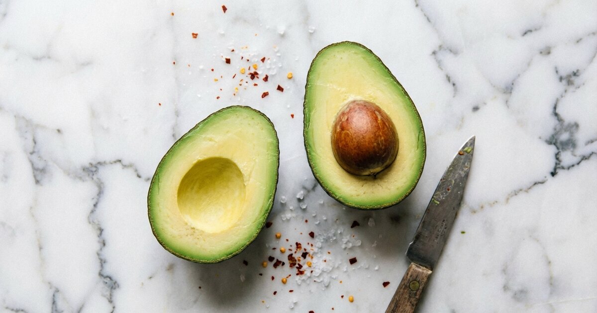 Avocado Macros: Complete Nutrition Breakdown